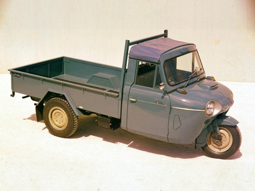 Mazda t1500