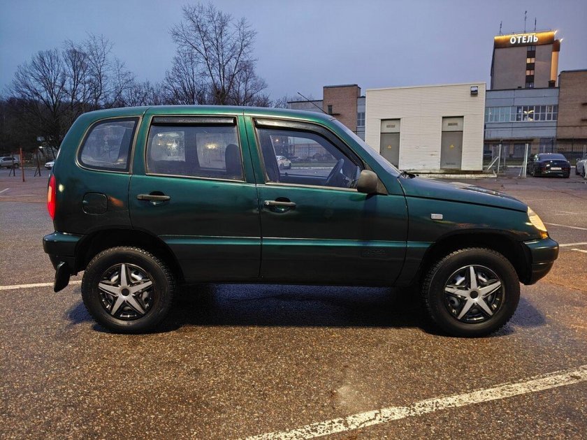 Шевроле нива 2004