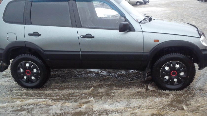 Нива шевроле цвета