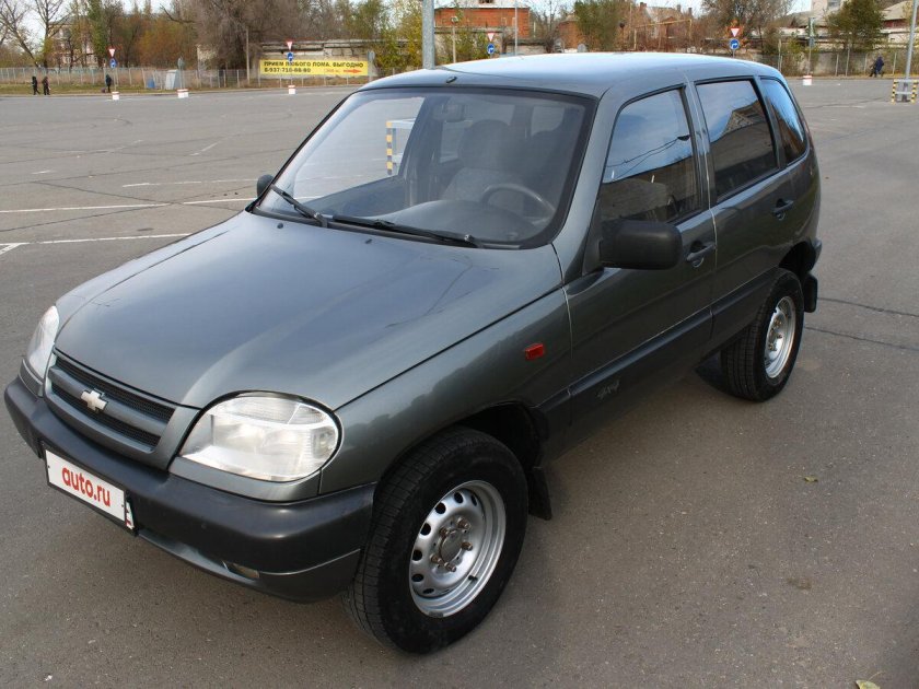 Шевроле нива 2005