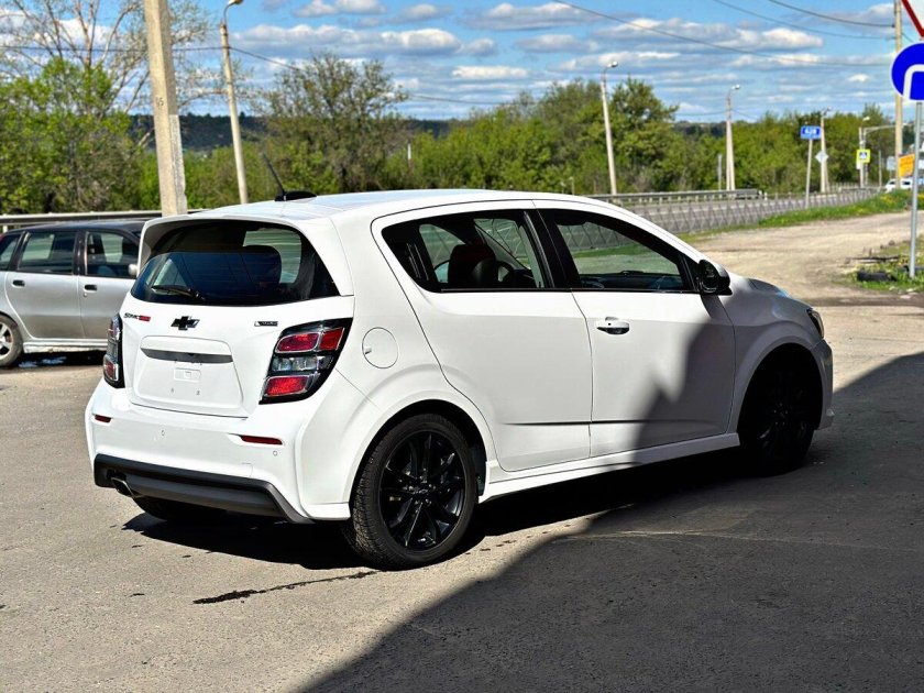 Chevrolet sonic 2020