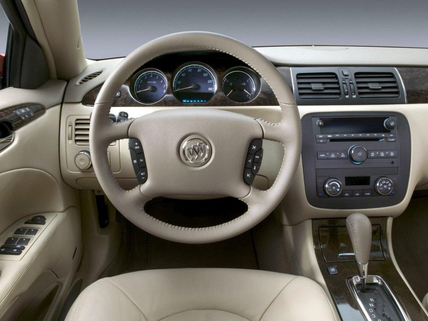 Buick Lucerne 2005-2011