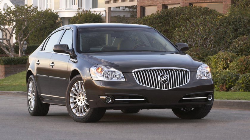 Buick lucerne cx