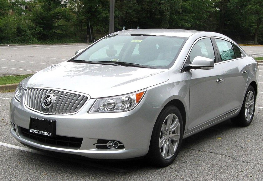 Buick Lacrosse 2010