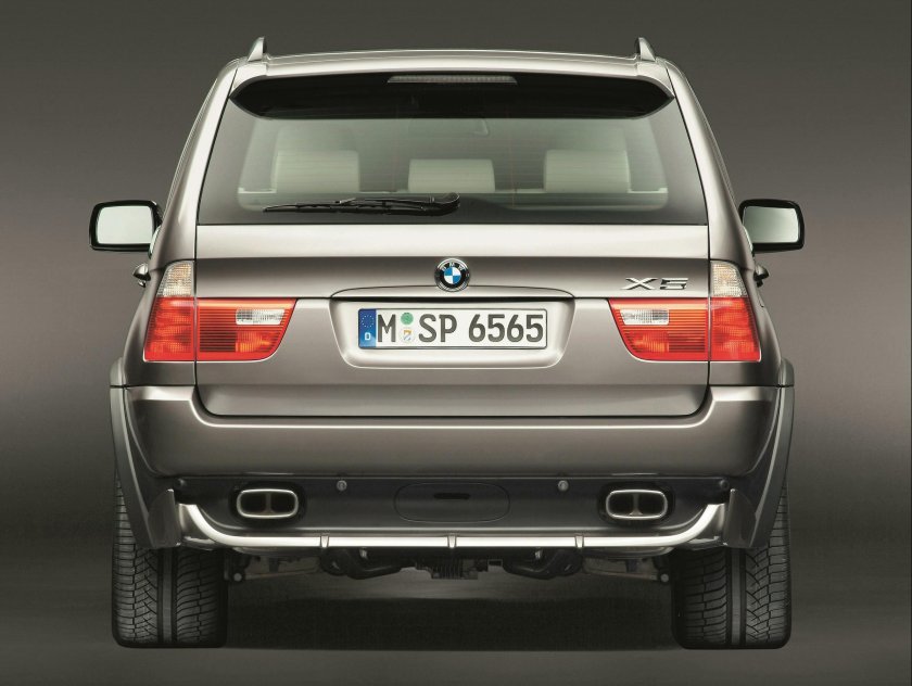 BMW x5 e53 сзади