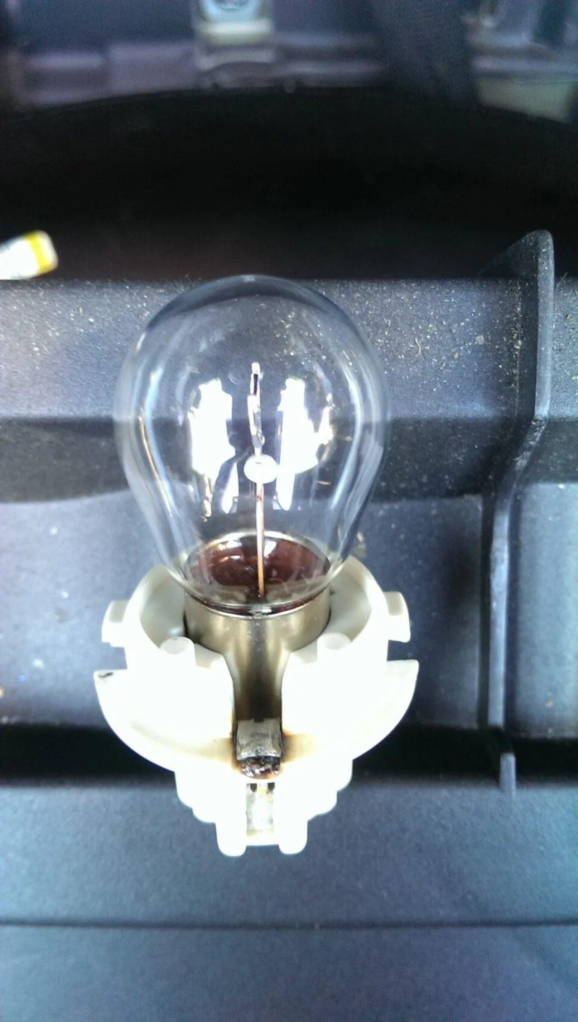 Лампа стоп сигнал