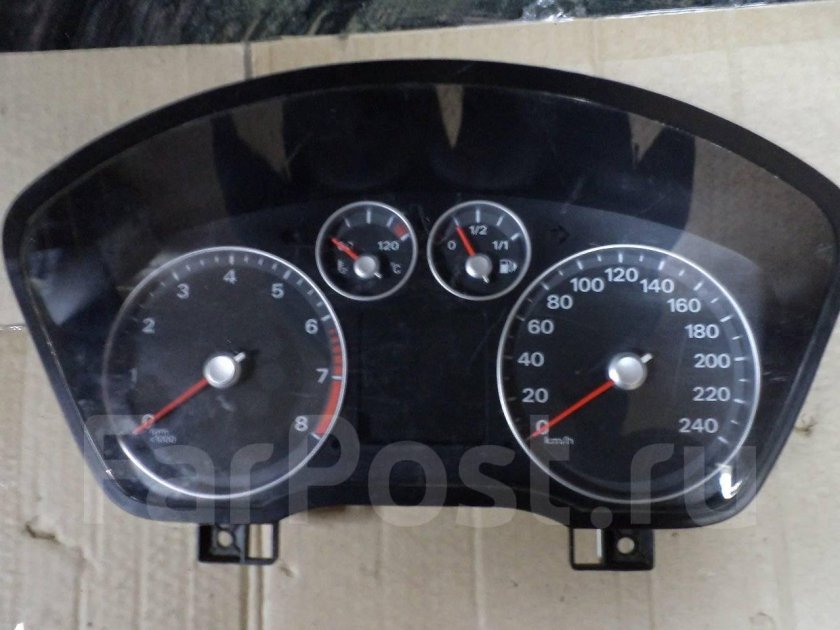 1602526 Щиток приборов