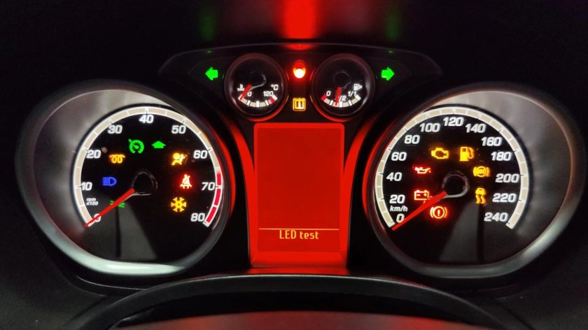 Приборная панель фокус 2 Рестайлинг