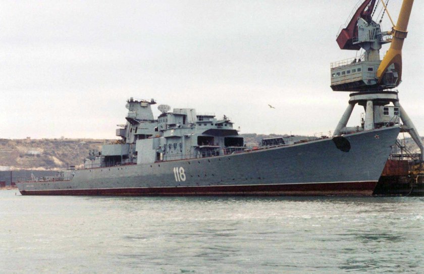 Ракетный крейсер Адмирал Головко