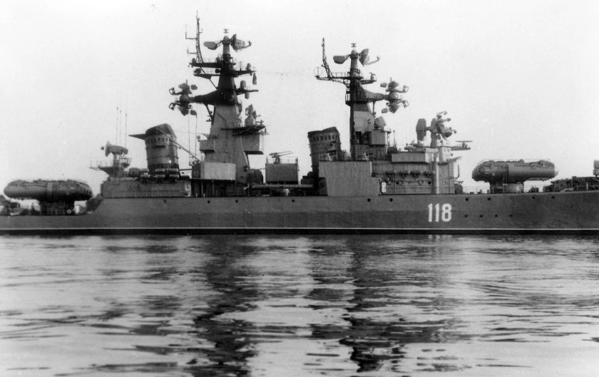 Ракетный крейсер Адмирал Головко