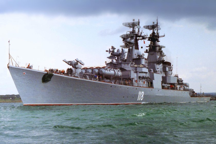 Ракетный крейсер Адмирал Головко