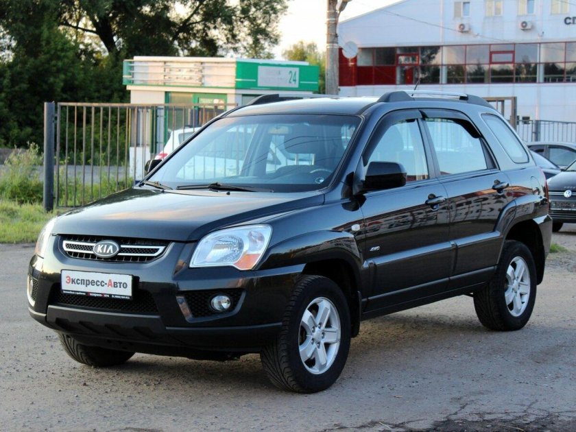 Kia Sportage 2.0 МТ 2010