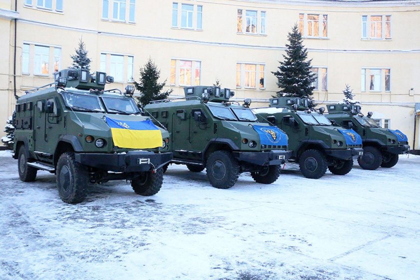 Украинский бронеавтомобиль варта