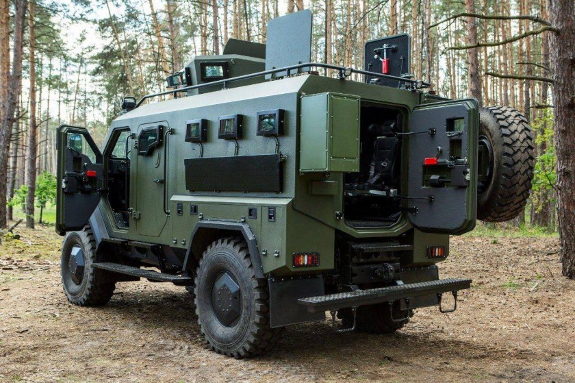 Бронеавтомобиль варта 6х6