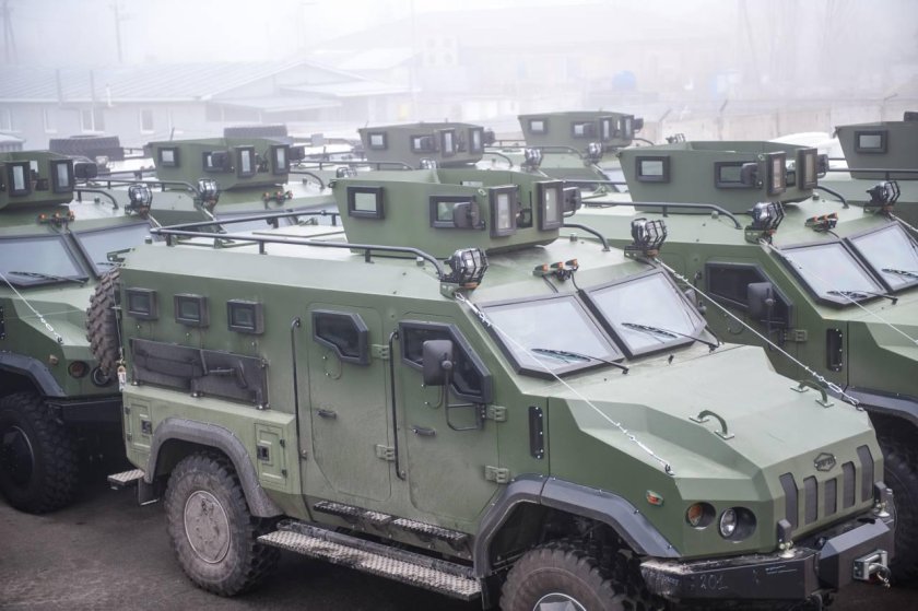 Украинский бронеавтомобиль варта