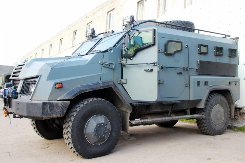 Бронеавтомобиль СБА варта