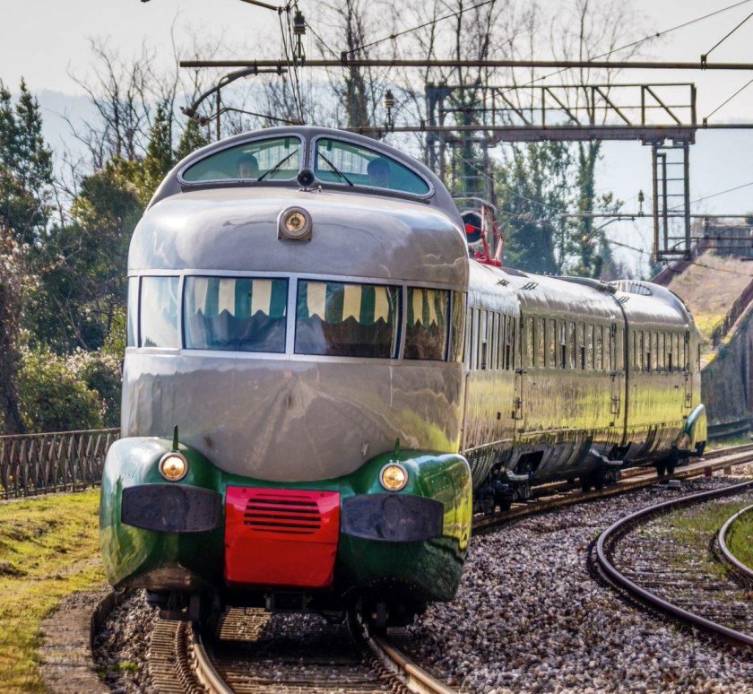 Поезда италии