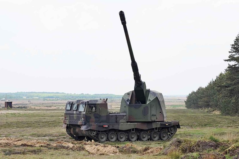 155-Мм самоходная гаубица «донар» (ФРГ)