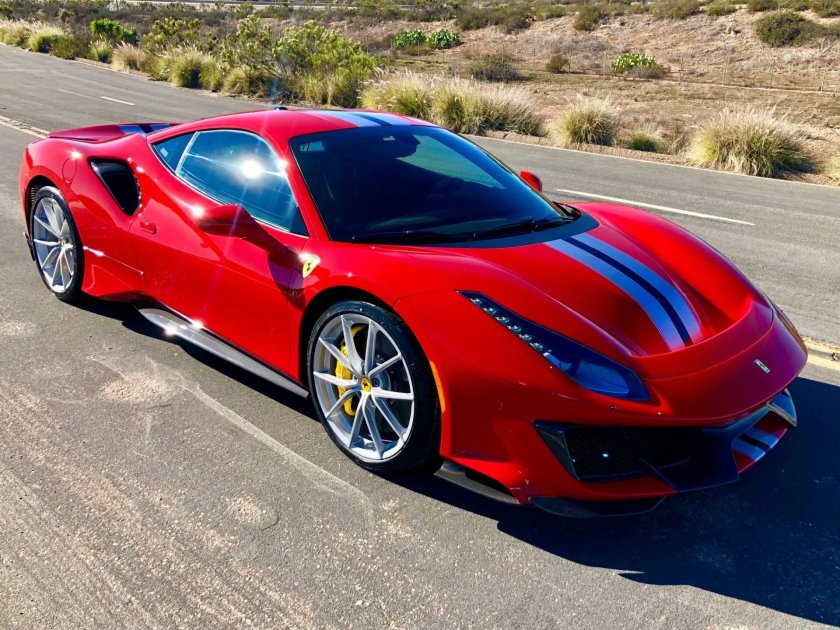 Ferrari 488
