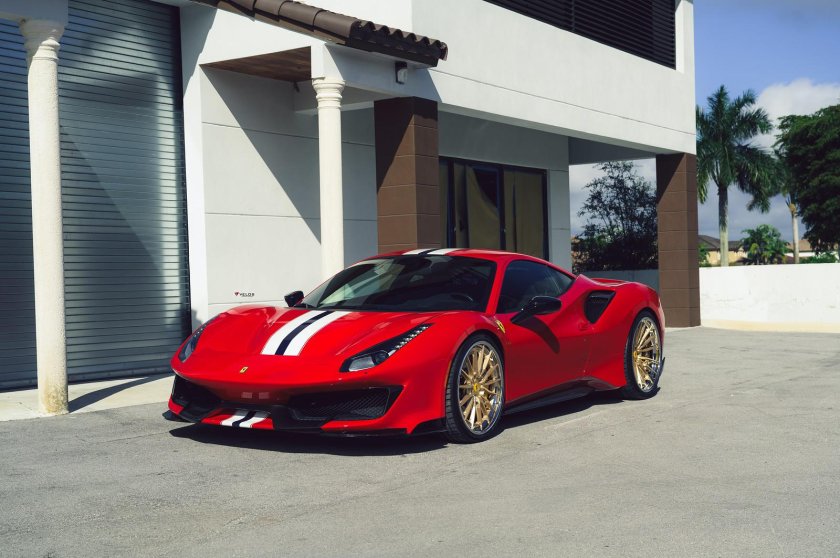 Ferrari 488 pista