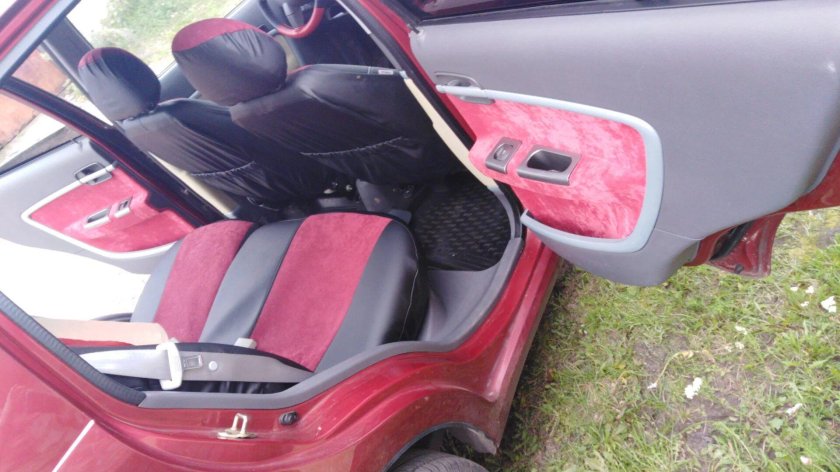 Чери Кимо обшивка двери