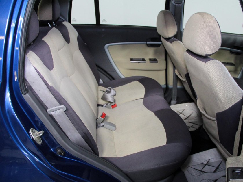 Chery Kimo салон