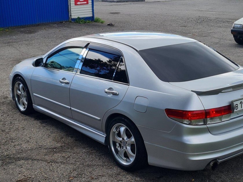 Хонда инспаер 2003