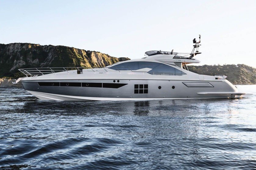 Azimut 77s