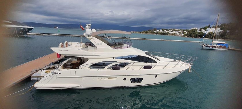 Моторная яхта Азимут 55