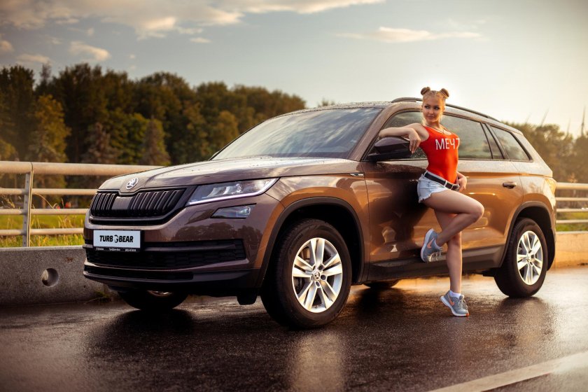 Девушка и Skoda Kodiak