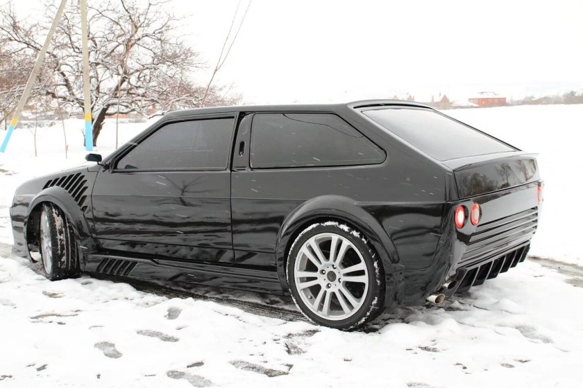 ВАЗ 2108 чёрная акула