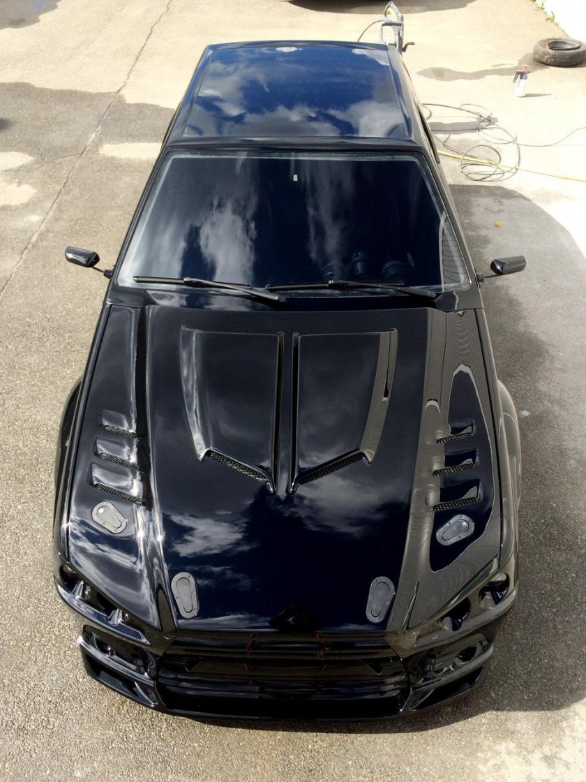 ВАЗ 2108 чёрная акула