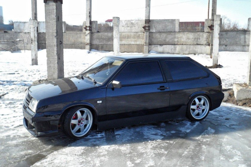 ВАЗ 2108 черная
