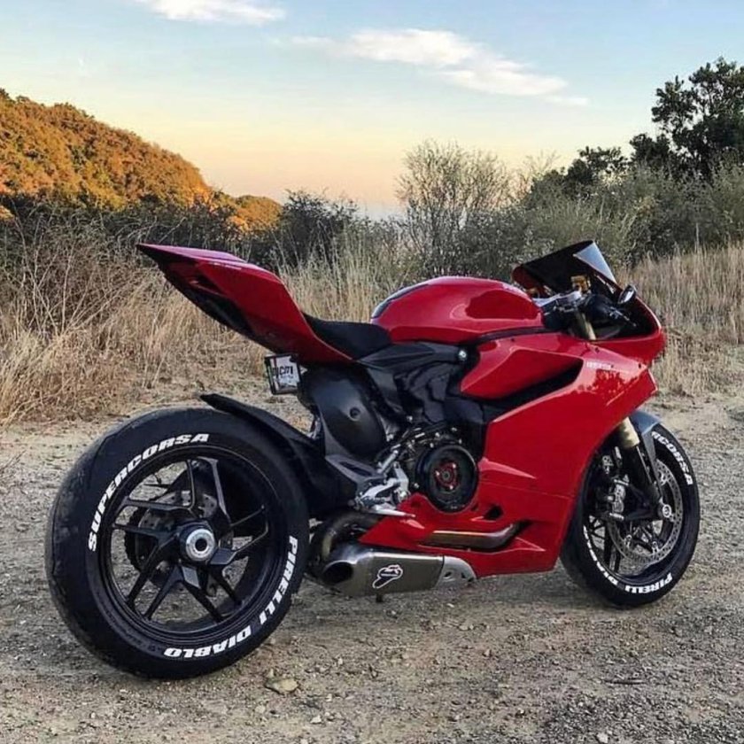 Мотоцикл Дукати Корс