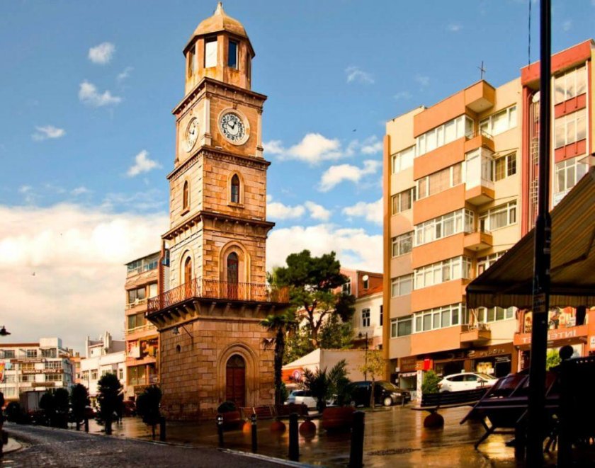 Саат Кулеси