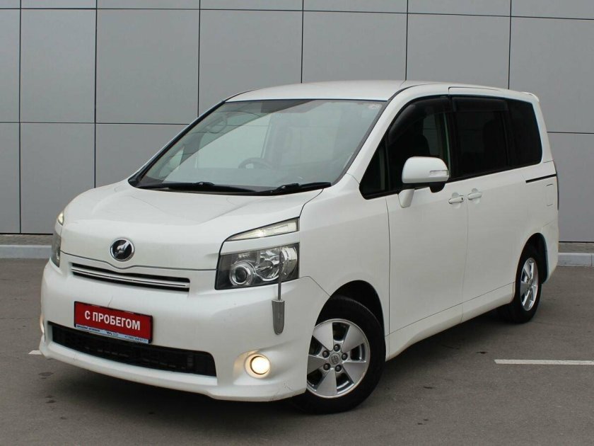Toyota noah 2001 2007