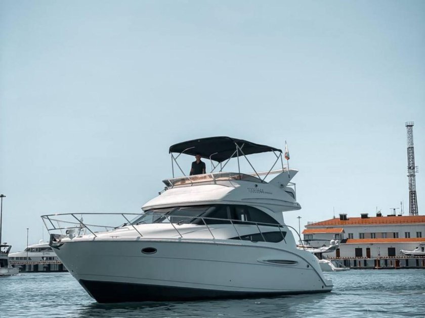 Meridian 341 яхта