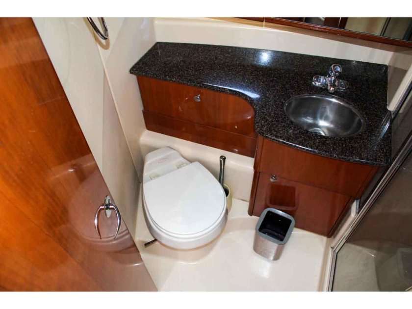 Парусная яхта