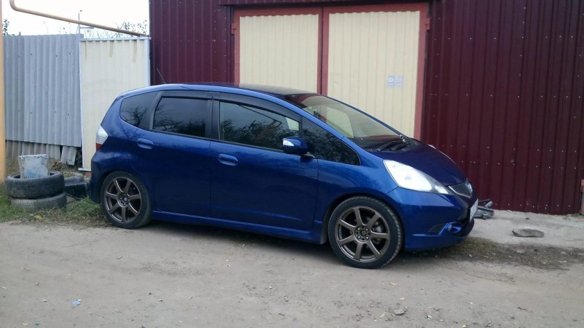 Honda Fit r16