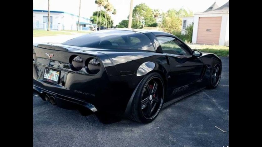 Шевроле Корвет черный