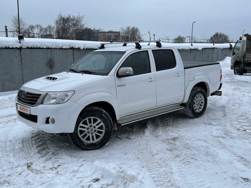 Разболтовка Тойота Хайлюкс 2012