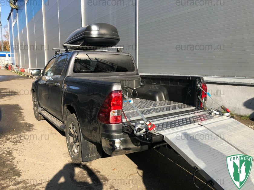 Багажник Toyota Hilux 2021