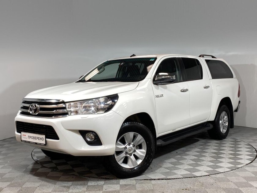 Тойота Хайлюкс 2019