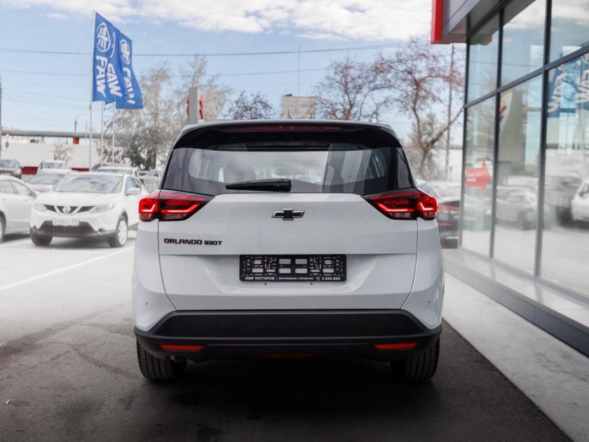 Шевроле орландо 2022