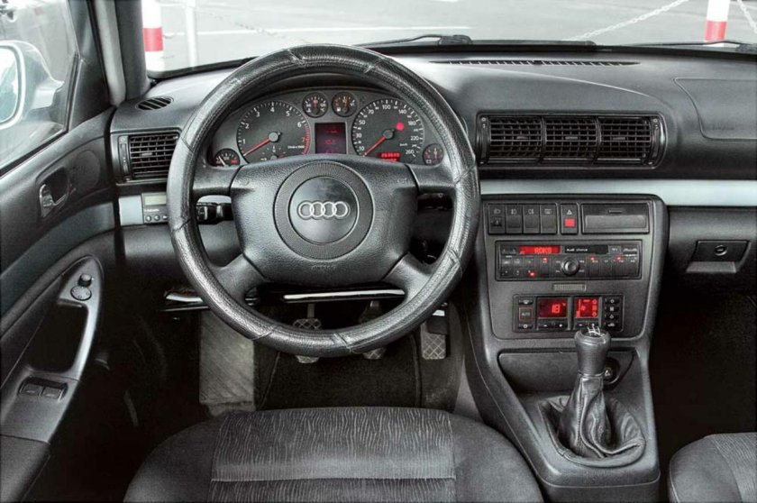 Audi a4 b5 1995 салон