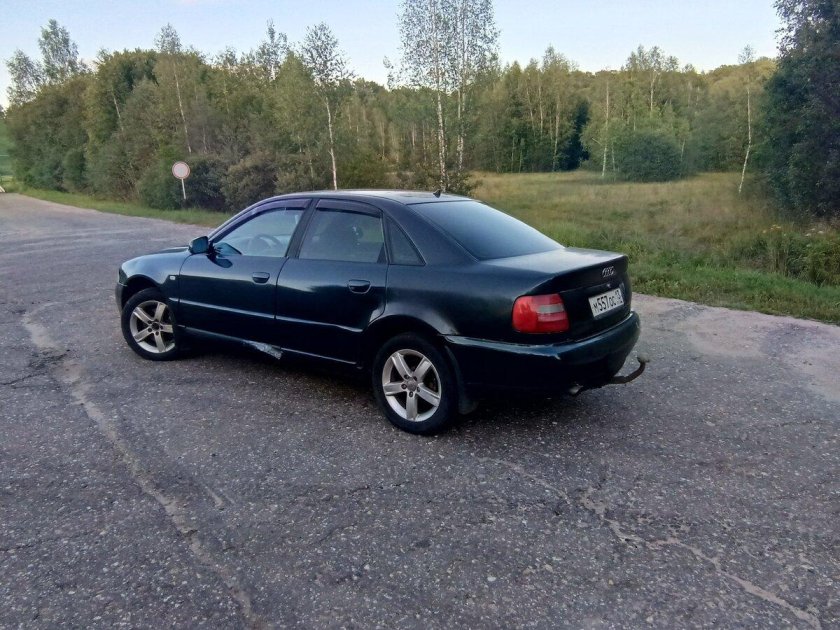 Ауди а4 зеленая 1996