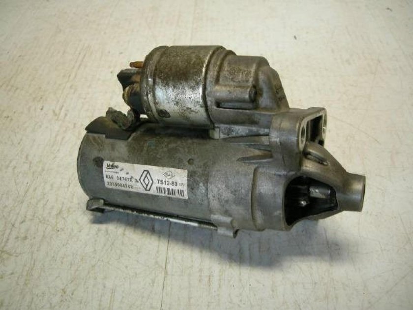 Стартер Nissan Almera n16