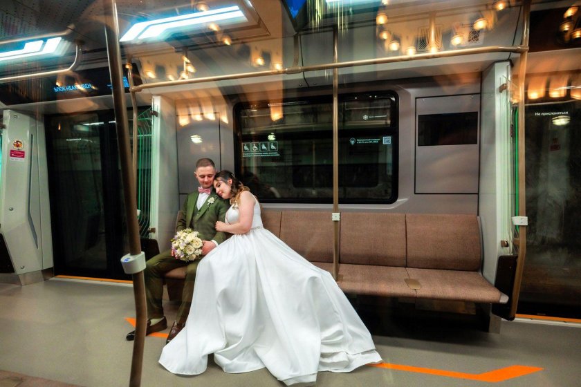Свадьба на маяковской в метро