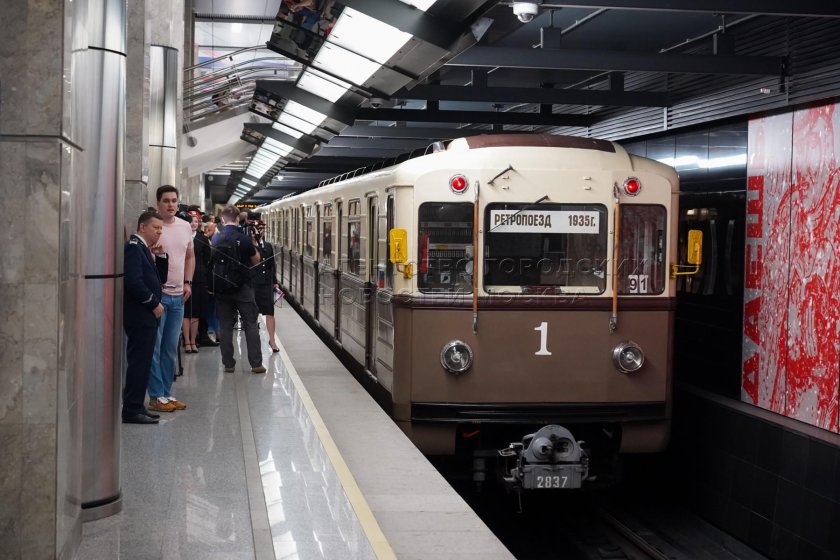 Поезда московского метрополитена
