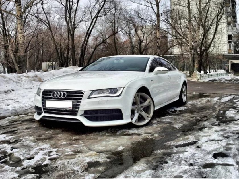 Ауди а7 белая